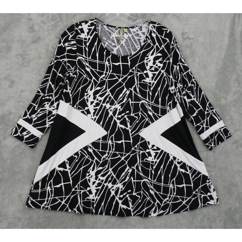 Comfy USA Top Women Size S Abstract Geometric Boxy Relaxed Artsy Comfort Black
